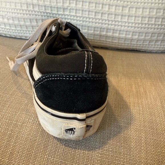 Vans Old Skool Black With White Stripe Men’s Size 7.5 Womens Size 9 off the wall - Picture 4 of 14